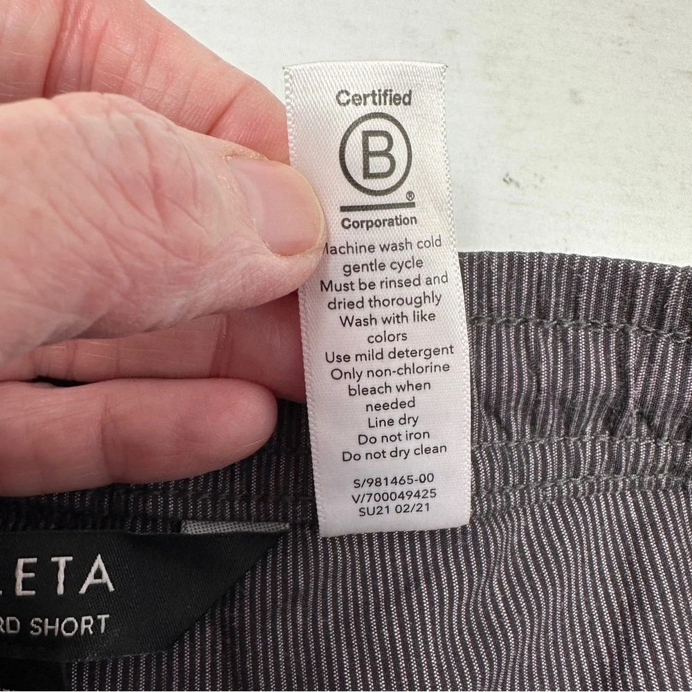Athleta Marin 5’ Board Shorts Size Small Classic‎ Stripe Lightweight Pickleball